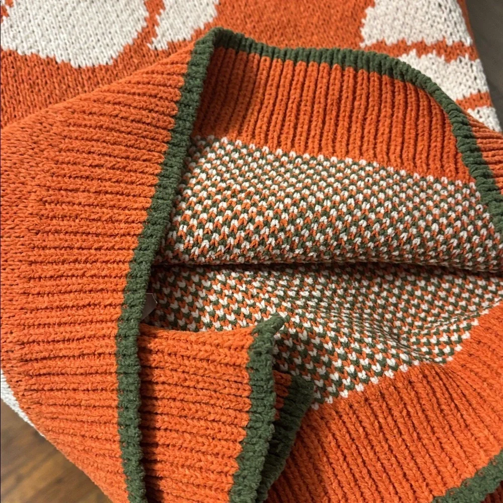 NWT WELCOME PUMPKIN SEASON ORANGE PUMPKIN CHENILLE JACQUARD 50X70 THROW BLANKET